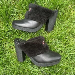Hunter Black Shearling Fur-Lined Clogs/Mules